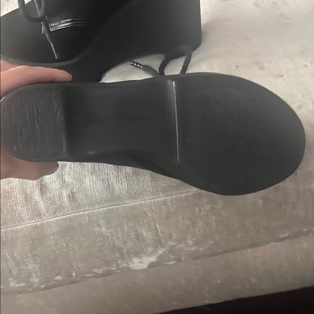 Robert Clergerie Black Lace-Up Wedges - Picture 4 of 11